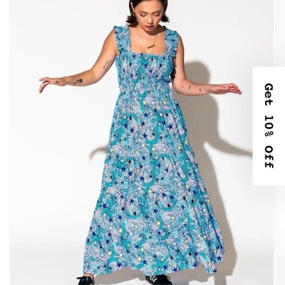 Rule breaker smocked dress in Winder Girl - Picture 2 of 4